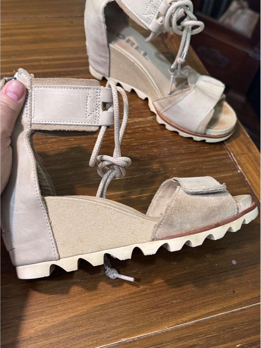 Sorel Joanie Lace Up Wedge Sandals Women’s 6.5 Taupe Beige Leather Suede